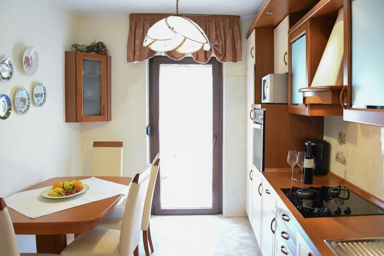 Duska Apartment Umag 0*,